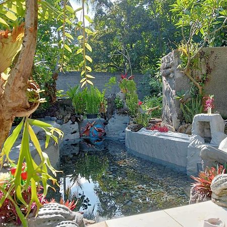 Atb Hostel Lovina  Luaran gambar
