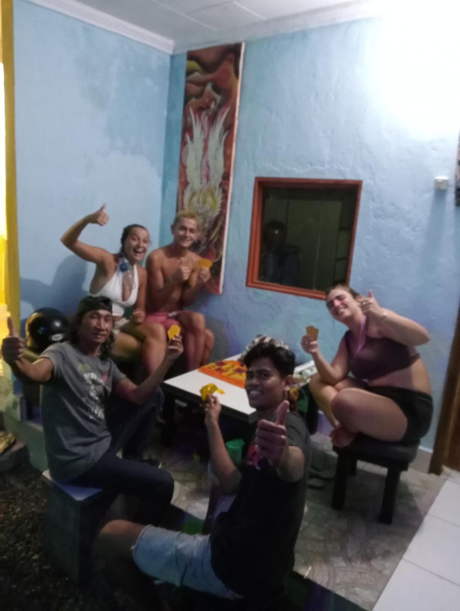 Atb Hostel Lovina  Luaran gambar